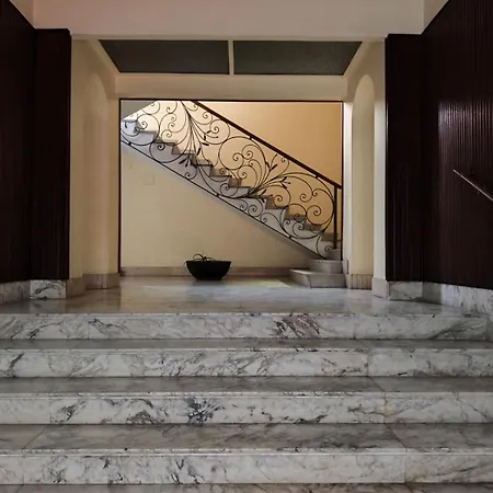 Visconti Suite And Spa 1 קטאניה